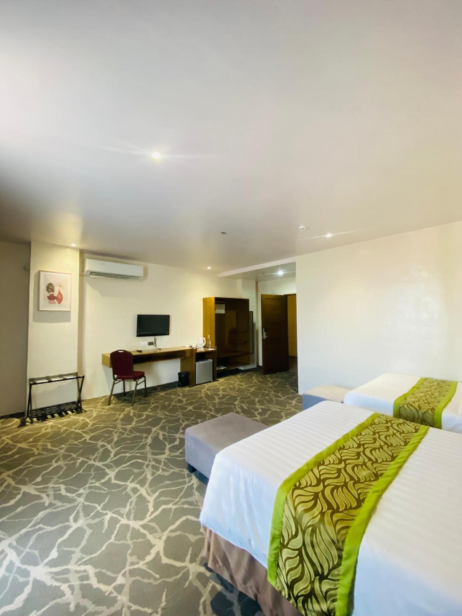 Maxi Hotel And Event Center Tagbilaran City Luaran gambar