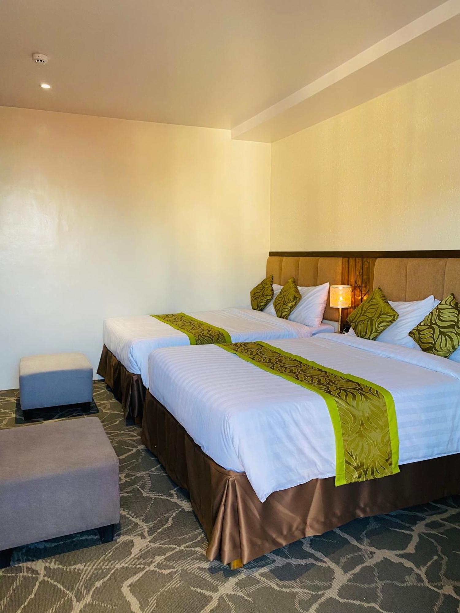 Maxi Hotel And Event Center Tagbilaran City Luaran gambar