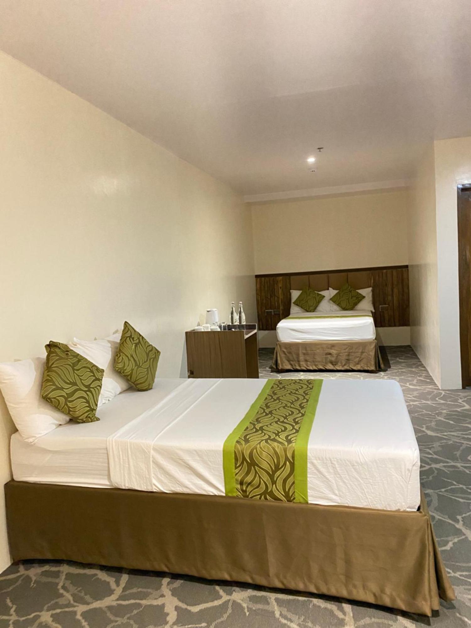 Maxi Hotel And Event Center Tagbilaran City Luaran gambar