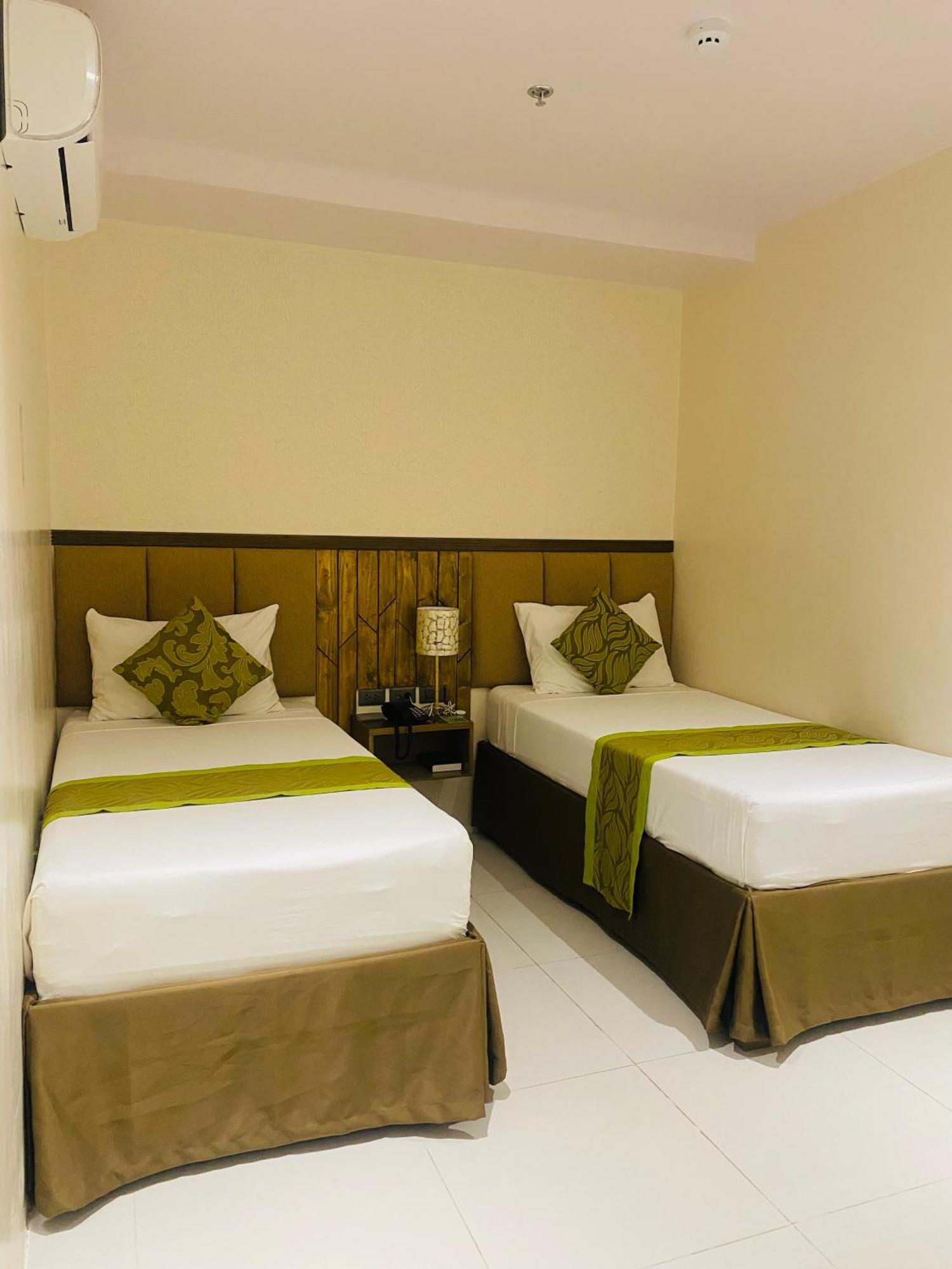 Maxi Hotel And Event Center Tagbilaran City Luaran gambar