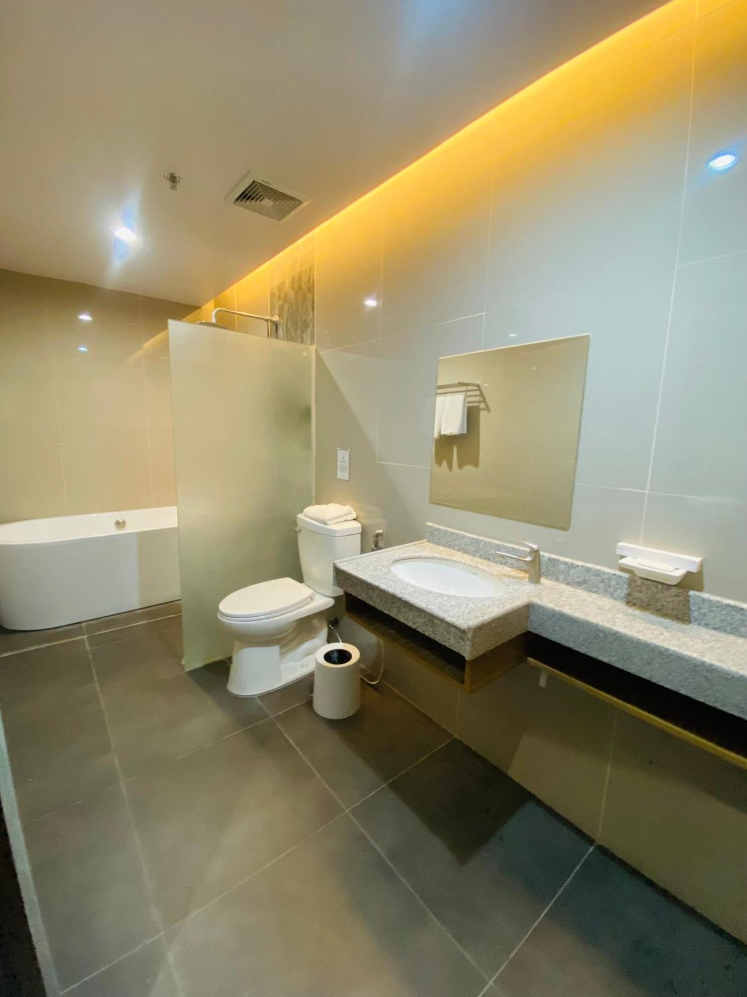 Maxi Hotel And Event Center Tagbilaran City Luaran gambar