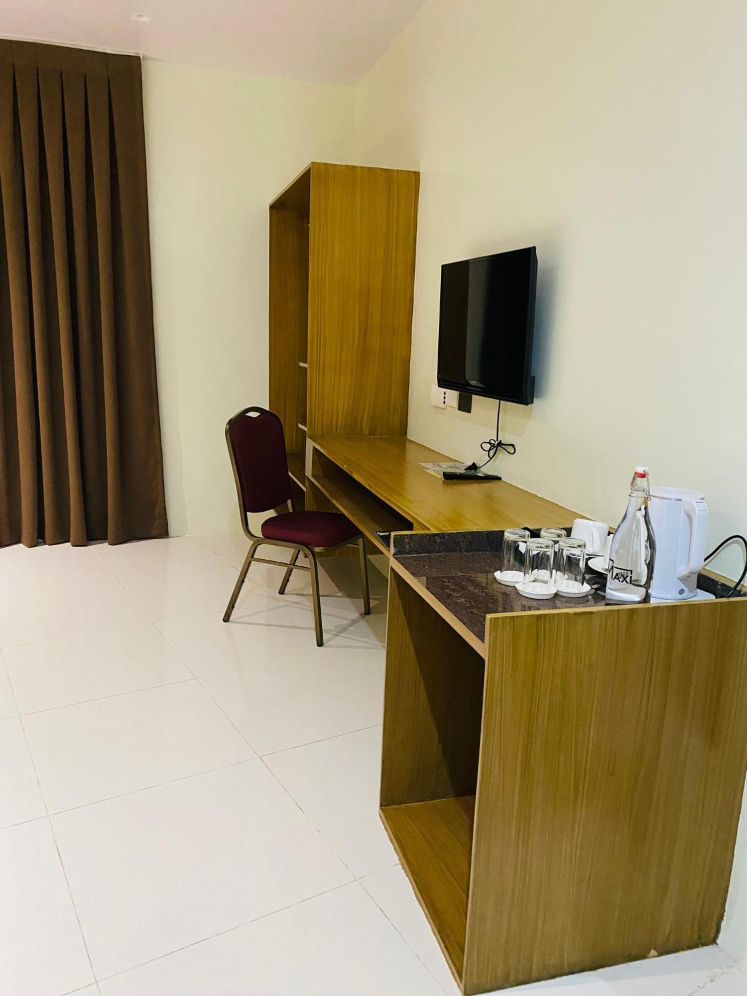 Maxi Hotel And Event Center Tagbilaran City Luaran gambar